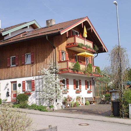 Haus Oberland Lägenhet Bad Endorf Exteriör bild