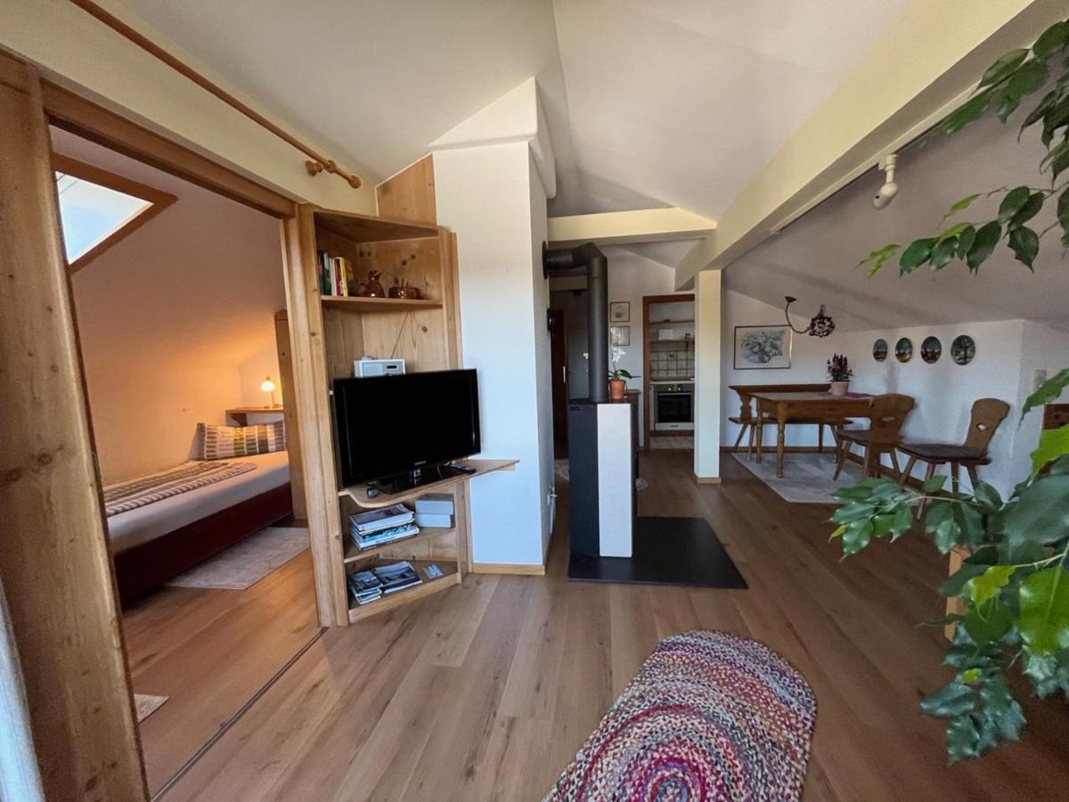Haus Oberland Lägenhet Bad Endorf Exteriör bild