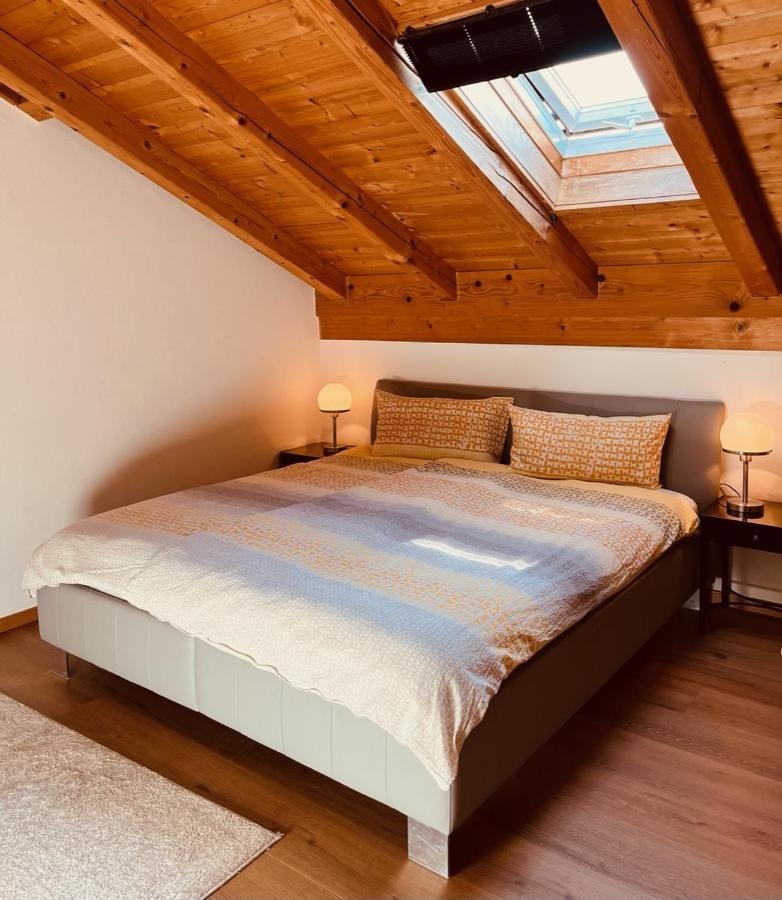 Haus Oberland Lägenhet Bad Endorf Exteriör bild